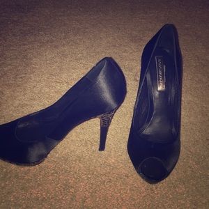 Bcbg maxazria shoes 6.5